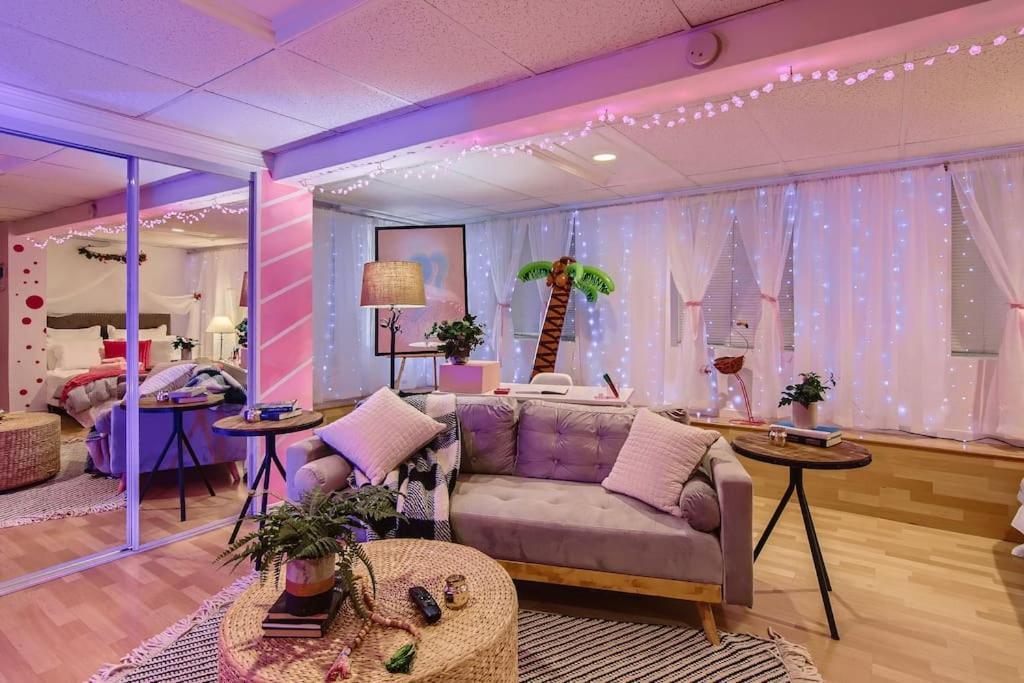 Barbie'S Dream Apt In The City Sacramento Bagian luar foto